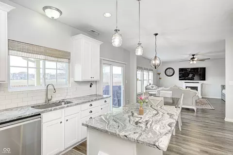 Kitchen - 2808 Twinleaf Dr, Plainfield, IN 46168 photo 2 of 4