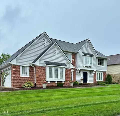 12883 Harrison Dr, Carmel, IN 46033