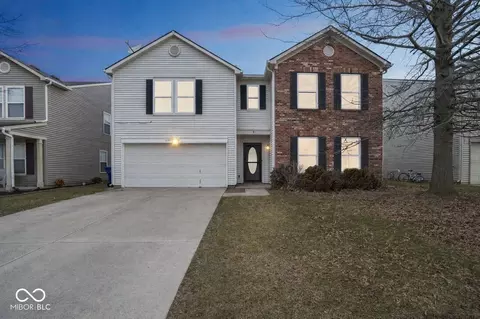 12414 Bearsdale Dr, Indianapolis, IN 46235