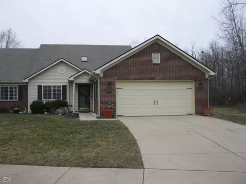 555 Dylan Dr, Avon, IN 46123