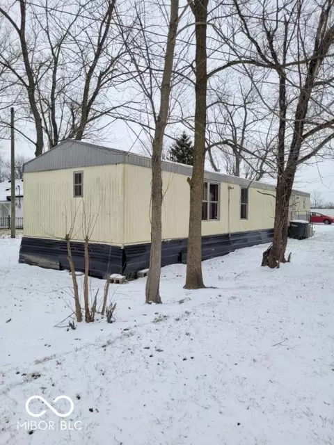 1905 N Garnet Ave, Muncie, IN 47303