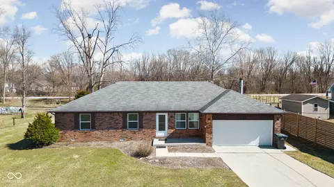 297 Fields Ave, Mooresville, IN 46158
