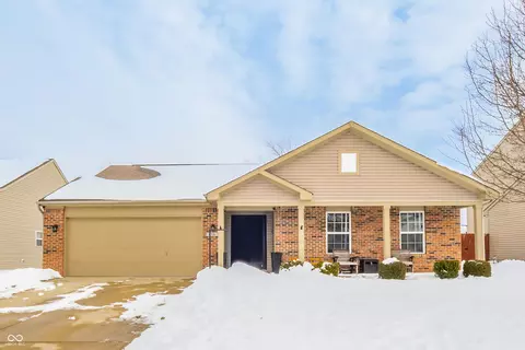 6526 Paramount Springs Dr, Anderson, IN 46013
