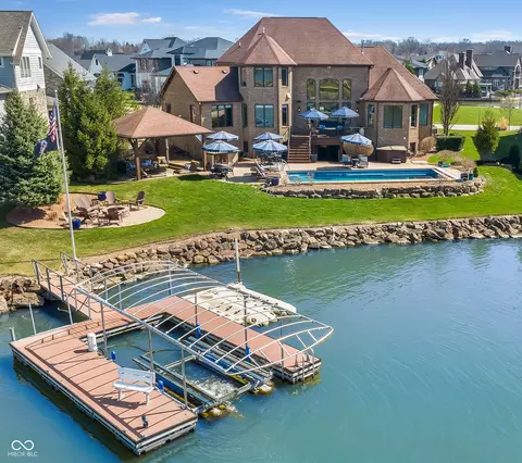 13400 Cambridge Cove Way, Mccordsville, IN 46055