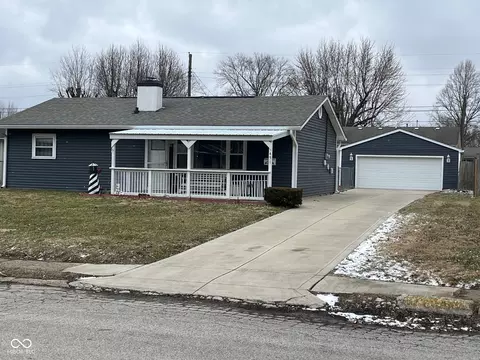 451 Mooreland Dr, Whiteland, IN 46184