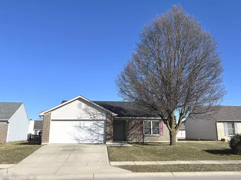 17347 Pine Wood Ln, Westfield, IN 46074
