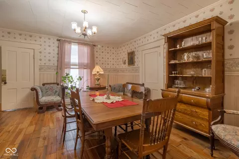 Dining - 104 E Washington St, Roachdale, IN 46172 photo 1 of 4