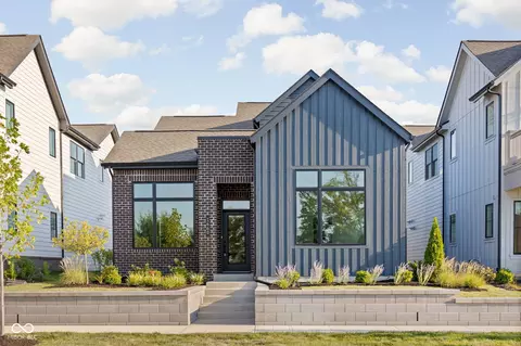 1660 Delmonte Rail Dr, Westfield, IN 46074
