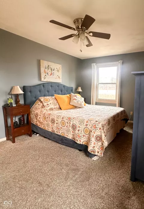 Bedroom - 400 E Water St, Pendleton, IN 46064 photo 1 of 3