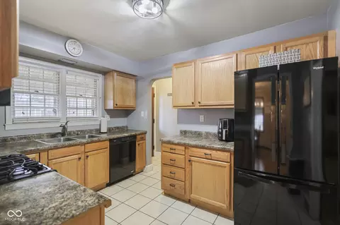 Kitchen - 501 E Thompson St, Edinburgh, IN 46124 photo 2 of 4