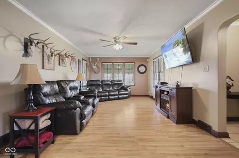 Living - 501 E Thompson St, Edinburgh, IN 46124 photo 1 of 1