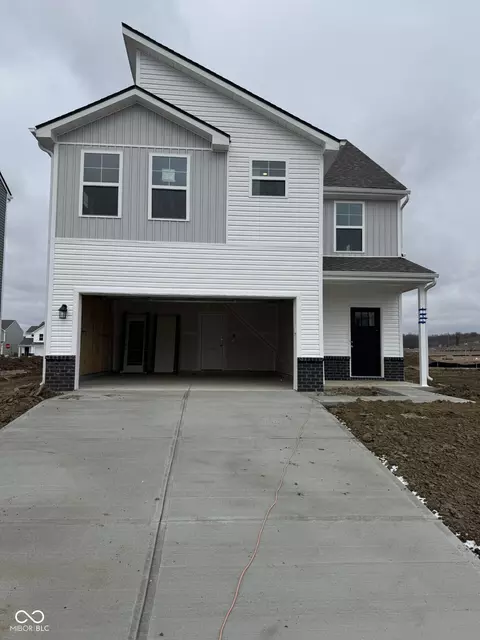 1678 E Mae St, Martinsville, IN 46151