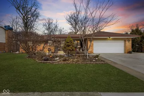 8532 Palm Ct, Indianapolis, IN 46219