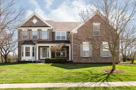 14095 Farmstead Dr, Fishers, IN 46040