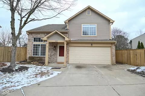 2285 Grand Fir Dr, Greenwood, IN 46143