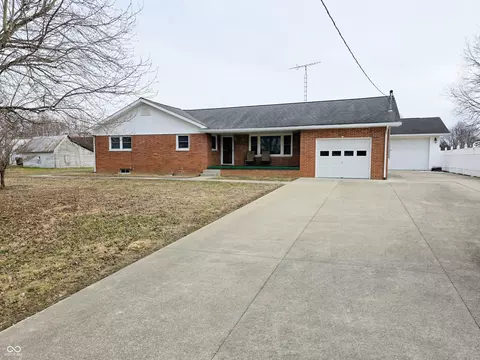 211 Cindy Ln, Crothersville, IN 47229