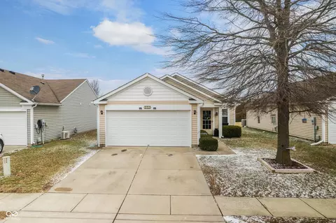 932 Balto Dr, Shelbyville, IN 46176