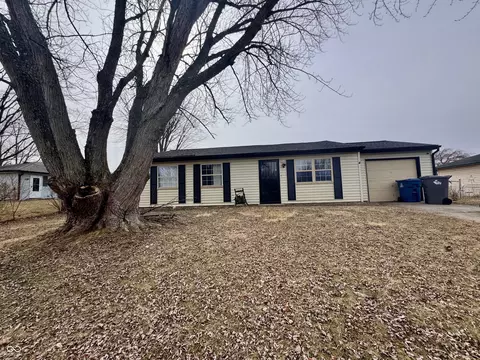 1137 Gulf Dr, Indianapolis, IN 46217