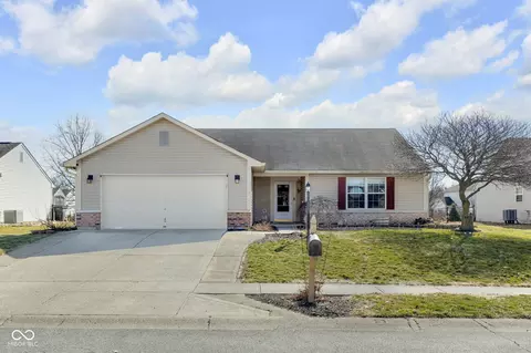 53 Morse Cir, Pittsboro, IN 46167