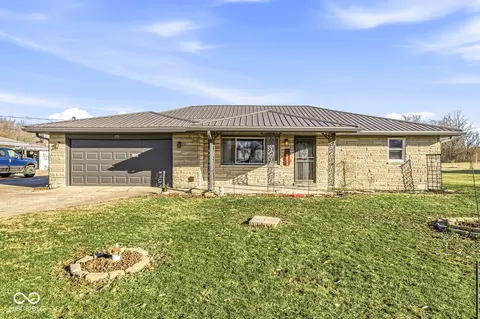 119 W Main St, Markleville, IN 46056