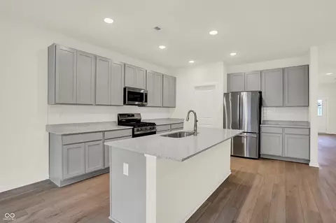 Kitchen - 8656 Meadowlands Ct, Plainfield, IN 46168 photo 1 of 2