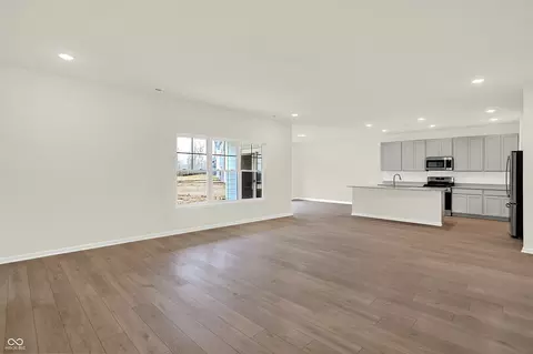 Living - 8656 Meadowlands Ct, Plainfield, IN 46168 photo 2 of 3