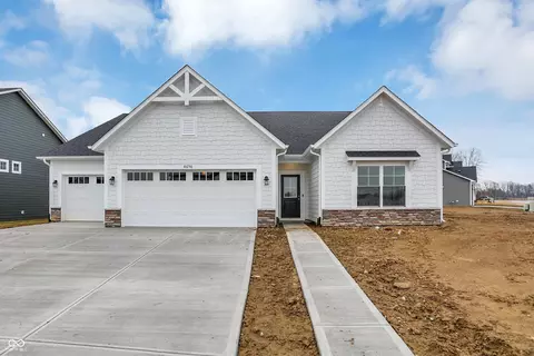 Exterior - 8656 Meadowlands Ct, Plainfield, IN 46168 photo 2 of 7