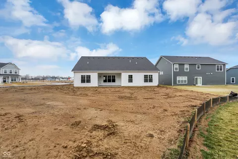 Exterior - 8656 Meadowlands Ct, Plainfield, IN 46168 photo 6 of 7
