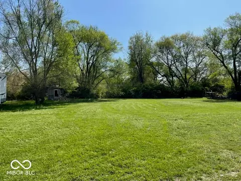 2857 Spruce St, Indianapolis, IN 46203