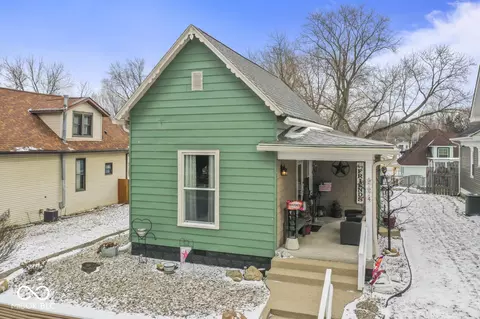 224 N 5th St, Middletown, IN 47356
