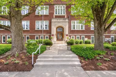 111 S Spring St #204, Greencastle, IN 46135