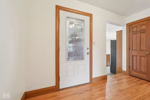 Entry Way - 3369 Farmbrook Ct, Danville, IN 46122 photo 2 of 4