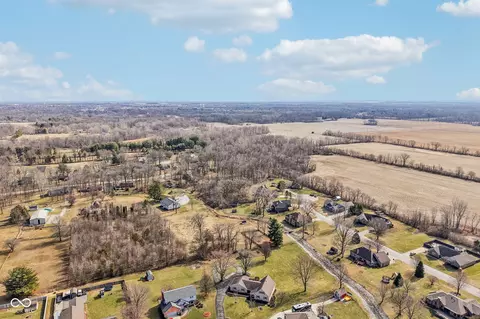 View/Area - 3369 Farmbrook Ct, Danville, IN 46122 photo 8 of 12
