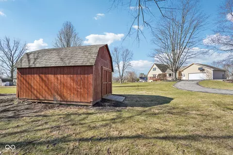 Exterior - 3369 Farmbrook Ct, Danville, IN 46122 photo 14 of 14