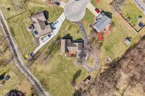 View/Area - 3369 Farmbrook Ct, Danville, IN 46122 photo 5 of 12