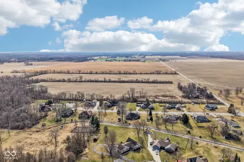 View/Area - 3369 Farmbrook Ct, Danville, IN 46122 photo 6 of 12