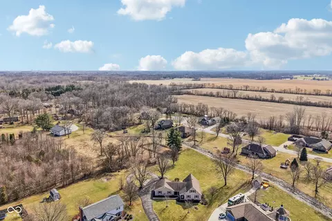 View/Area - 3369 Farmbrook Ct, Danville, IN 46122 photo 10 of 12