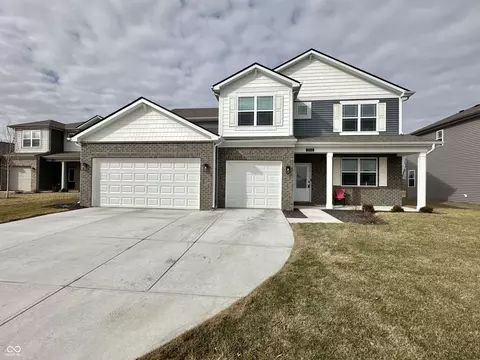 2698 Nampa Dr, Whitestown, IN 46075