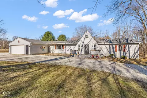 3210 W Kensington Dr, Crawfordsville, IN 47933