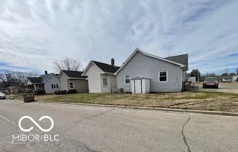 1220 Iowa St, Columbus, IN 47201