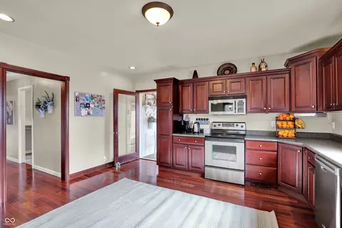 Kitchen - 26211 Scherer Ave, Arcadia, IN 46030 photo 1 of 8
