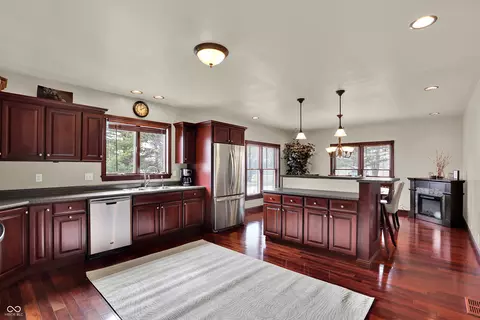 Kitchen - 26211 Scherer Ave, Arcadia, IN 46030 photo 2 of 8