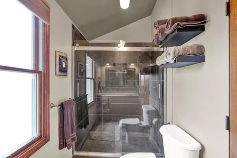 Bath - 26211 Scherer Ave, Arcadia, IN 46030 photo 5 of 5