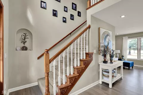 Entry Way - 26211 Scherer Ave, Arcadia, IN 46030 photo 4 of 10