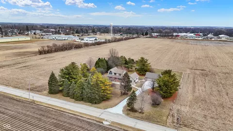 View/Area - 26211 Scherer Ave, Arcadia, IN 46030 photo 2 of 16