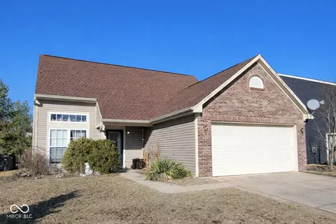 7884 Sergi Canyon Dr, Indianapolis, IN 46217