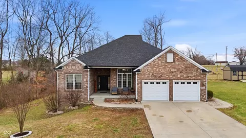 2955 Sand Creek Trl, Martinsville, IN 46151