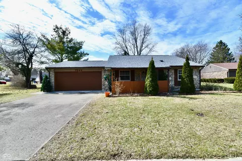 7844 Wedgefield Dr, Indianapolis, IN 46217