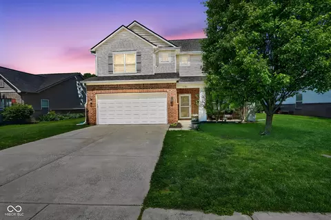 7148 N Chelmsford Dr, Mccordsville, IN 46055