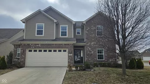 921 Adena Ln, Westfield, IN 46074